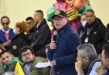 Petro anuncia que jóvenes detenidos en la protesta social serán gestores de paz